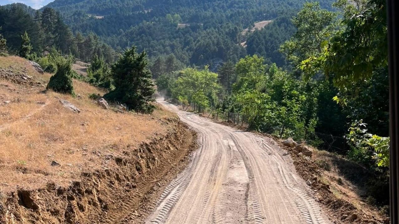 Saimbeyli’de Kırsal Yollar Için Seferberlik (1)