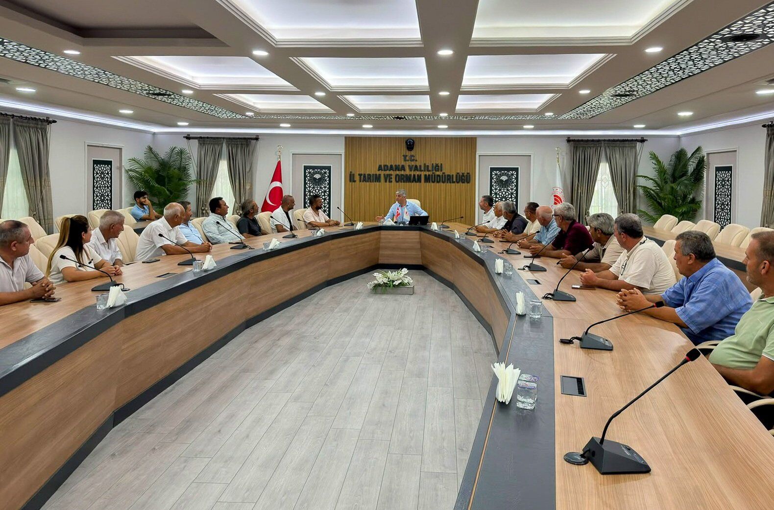 Sarıçam Muhtarları Tarımsal Taleplerini İl Müdürü Bayazıt’a Iletti (2)