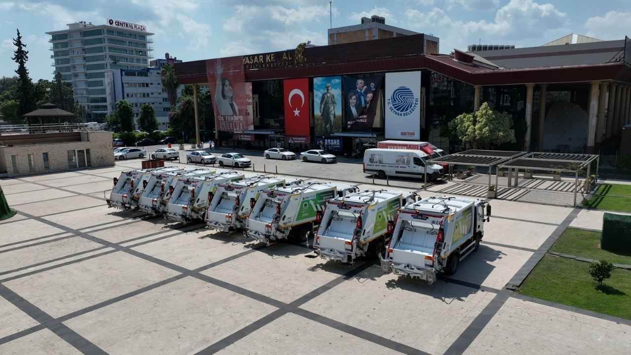 Seyhan Belediyesi Araç Filosunu Güçlendirdi 41 Temizlik Aracı Satın Alındı (2)