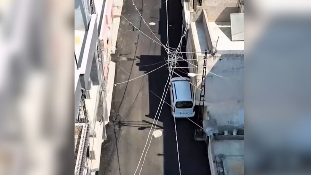 Seyhan Belediyesi'nden Gülbahçesi Mahallesi'nde Yol Yenileme Çalışması