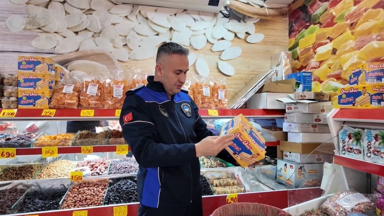 Seyhan Belediyesi'nden Halk Sağlığı Için Yoğun Denetim Mesaisi (4)
