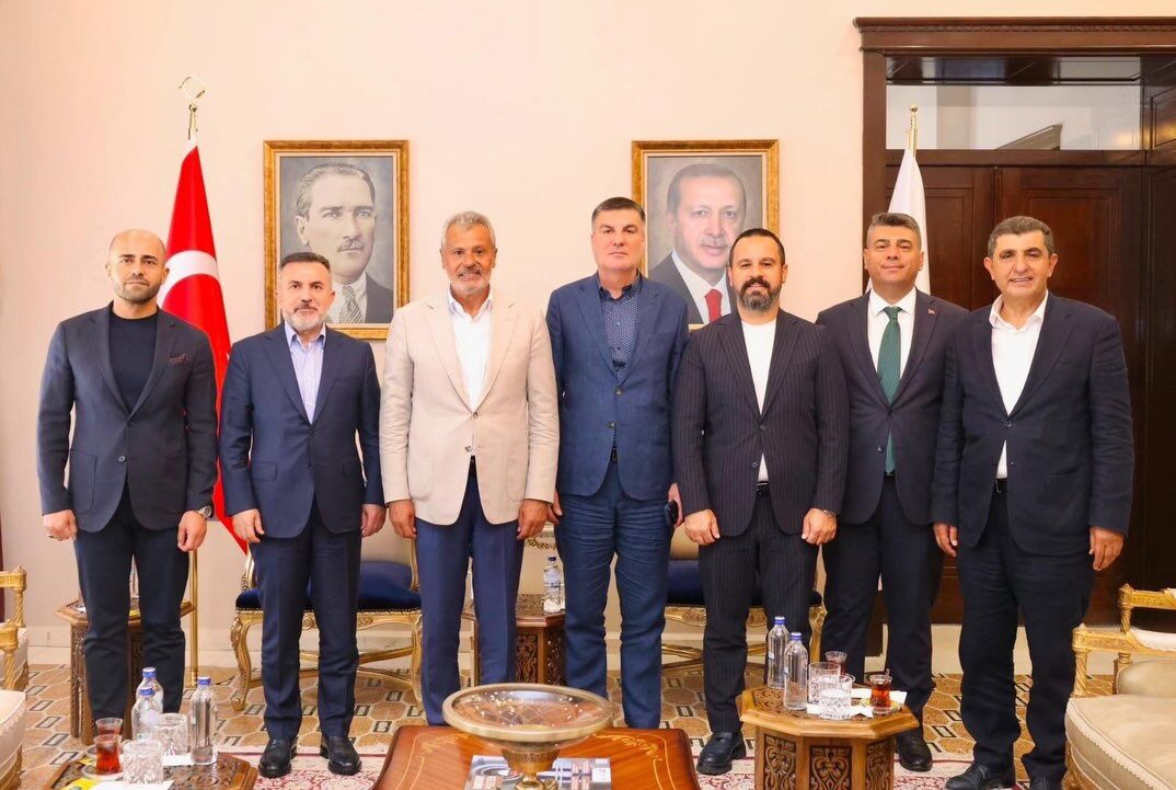 Tamer Dağlı'dan Hatay Heyetine Ziyaret Yol Arkadaşlığımız Baki (2)