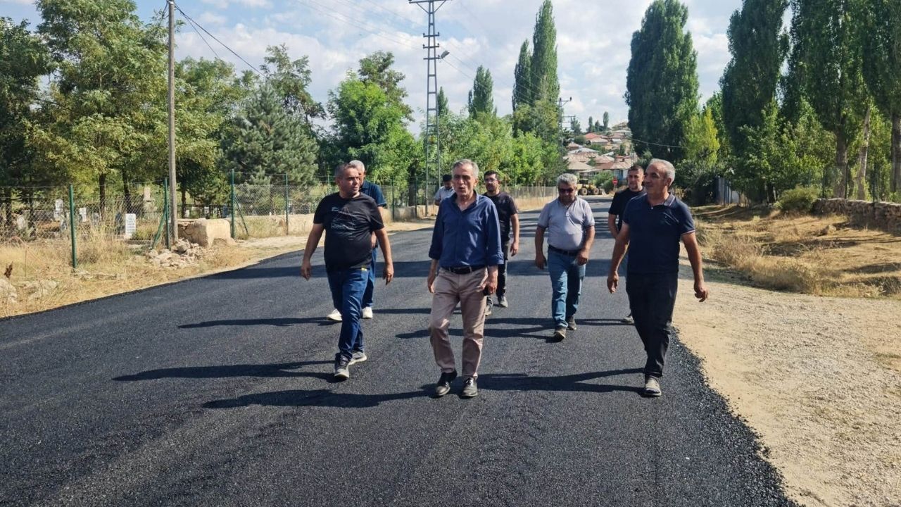 Tufanbeyli’de Yollar Yenileniyor Yamanlı’da Çalışma Başladı