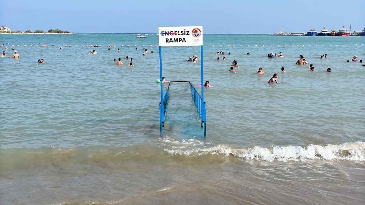 Yumurtalık’ta Mavi Bayrak Yeniden Dalgalanıyor Sahillerde Engelsiz Dönem (4)