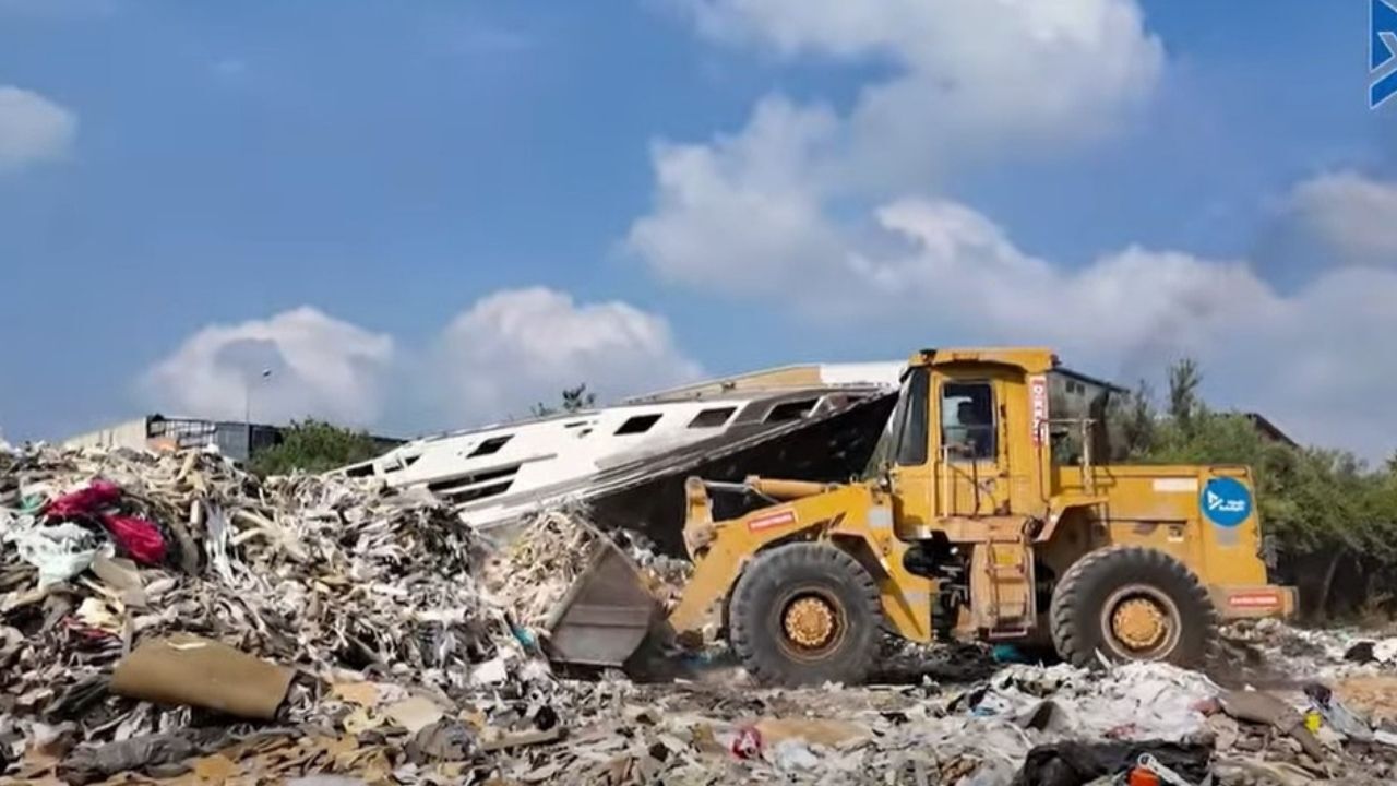 Yüreğir'de Mobilyacılar Sitesi'nde Temizlik Mesaisi (2)