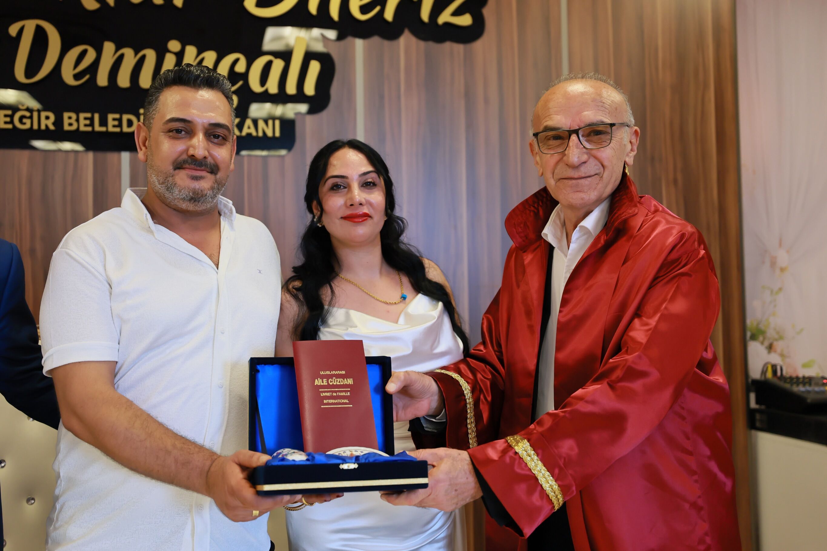 Yüreğir’de Mutlu Son Bahar Boydak Ve Serdal Çalar Dünyaevine Girdi (1)