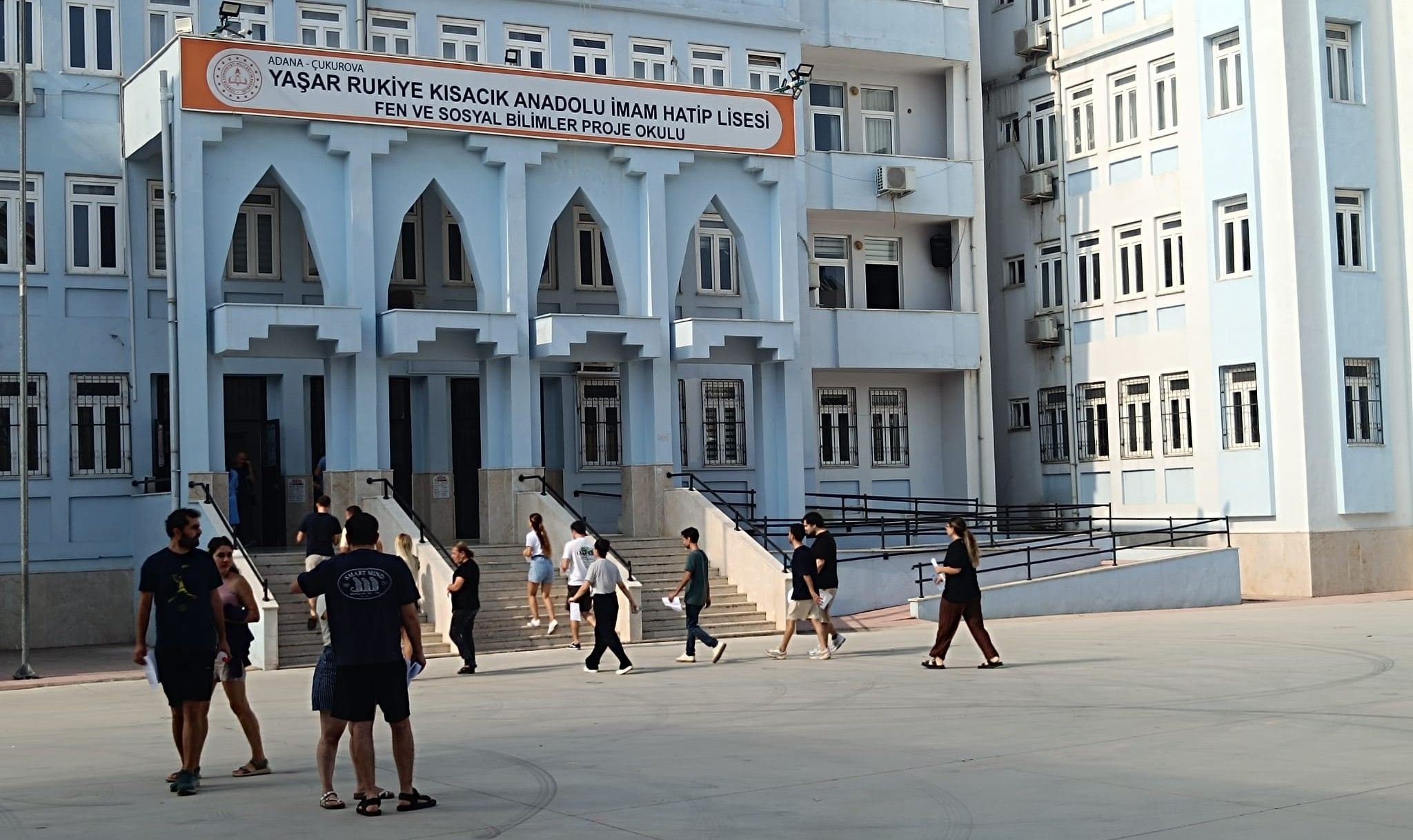 Adana’da 2026-KPSS Ön Lisans sınavı başladı