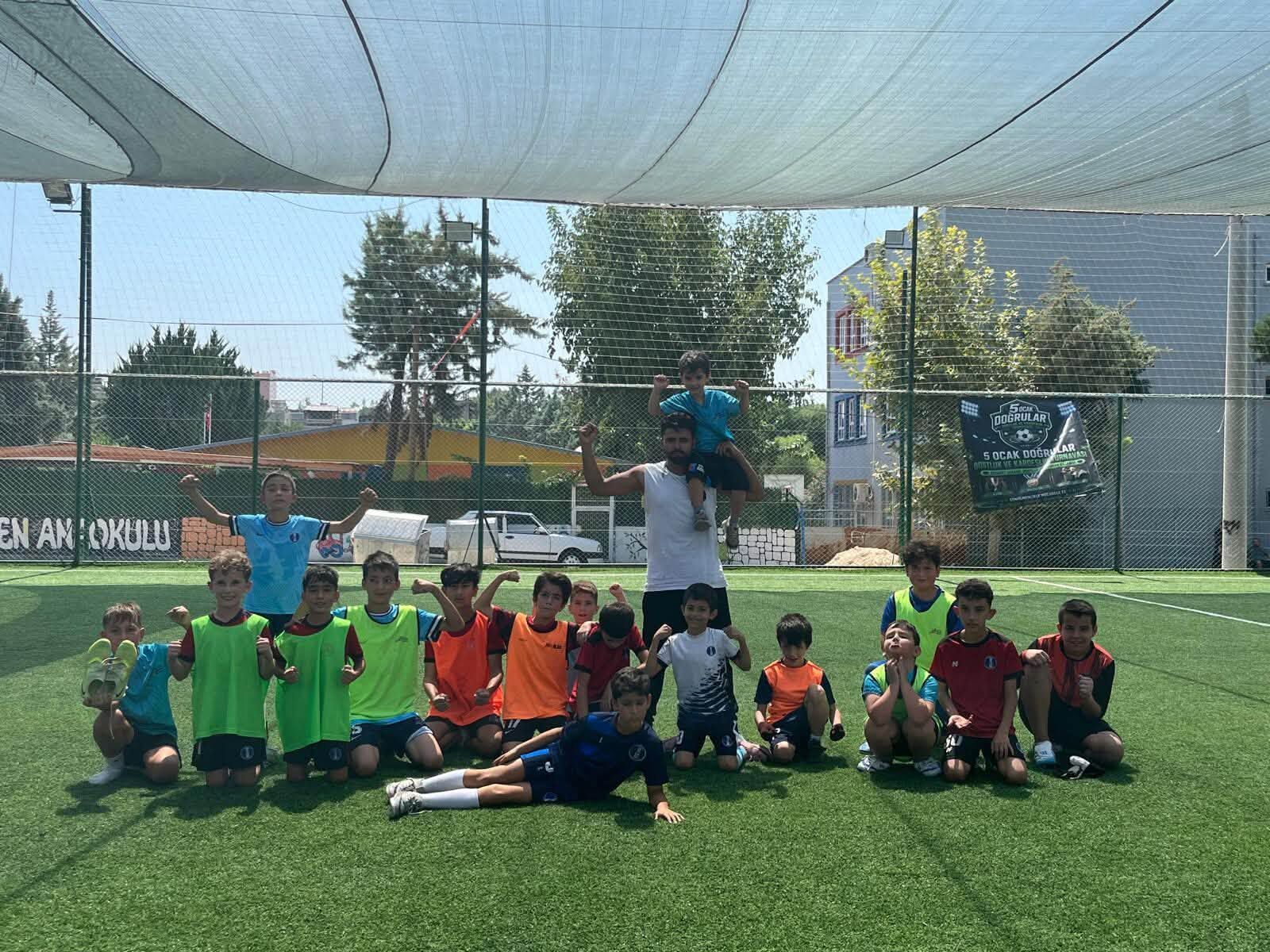 5 Ocak Demirspor durmak bilmiyor: “Gelecek altyapıdadır”