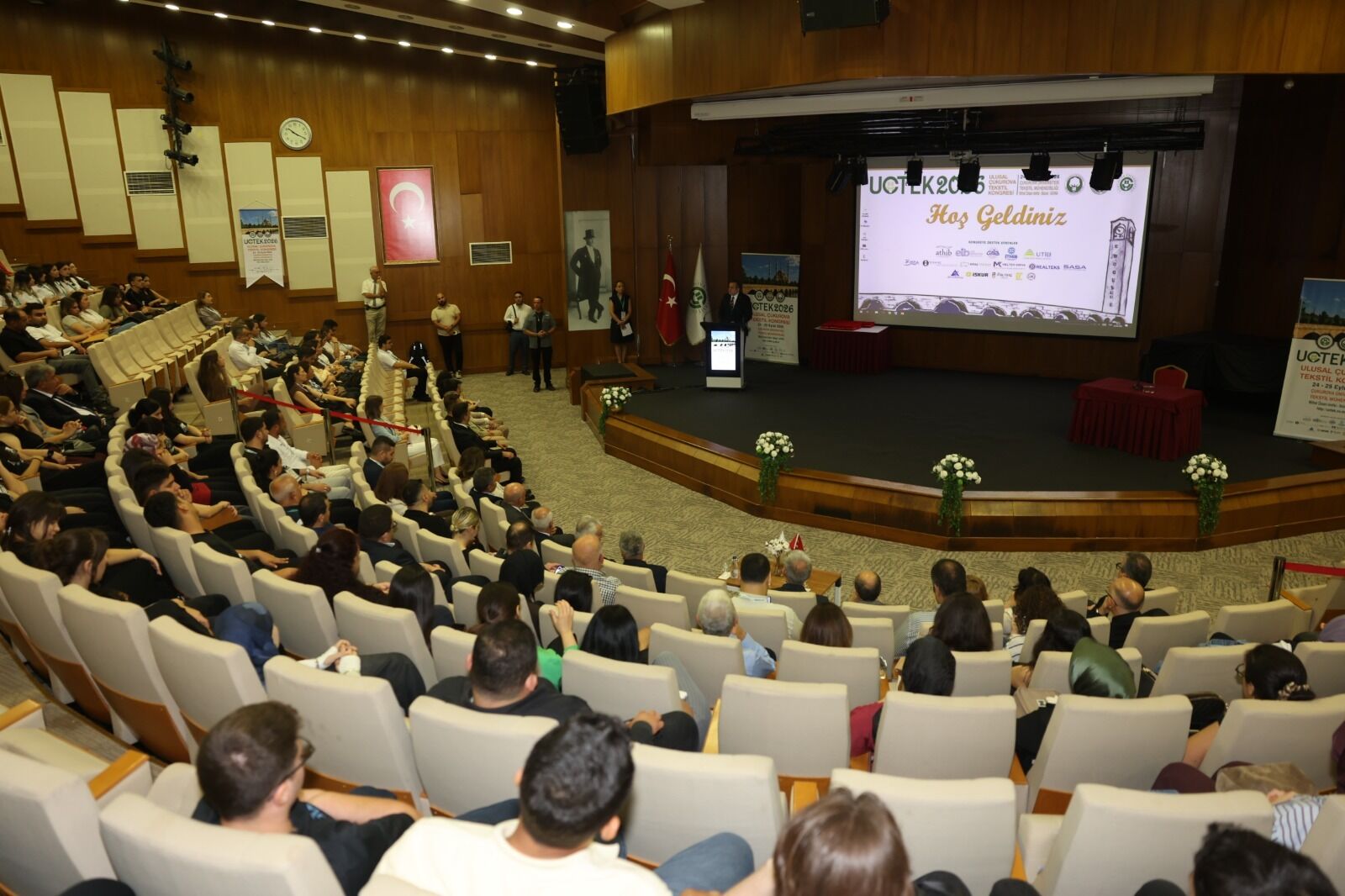 6. Ulusal Çukurova Tekstil Kongresi Uçtek 2026, Çukurova Üniversitesinde Gerçekleştirildi (1)