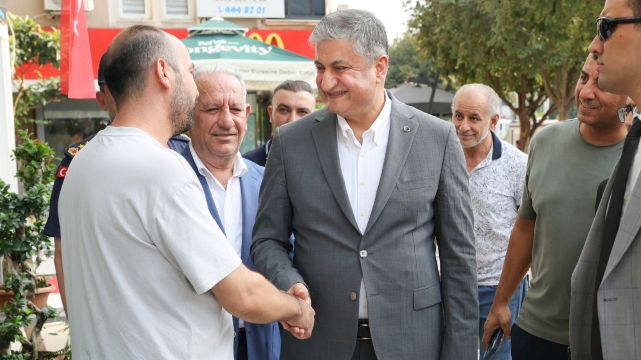 Adana Valisi Mustafa Yavuz esnaf ve vatandaşlarla bir araya geldi