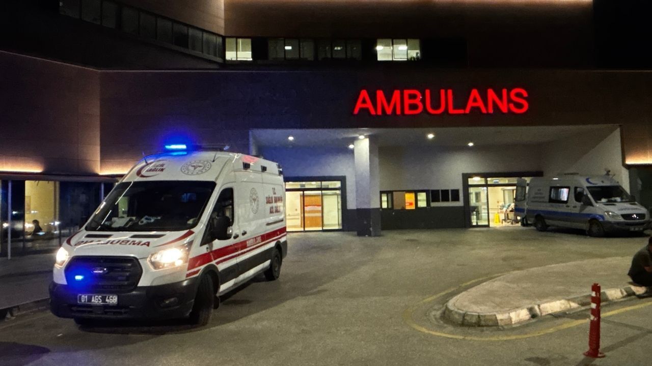 Adana'da 6 Yaşındaki Çocuk Evde Silahla Yaralandı (2)