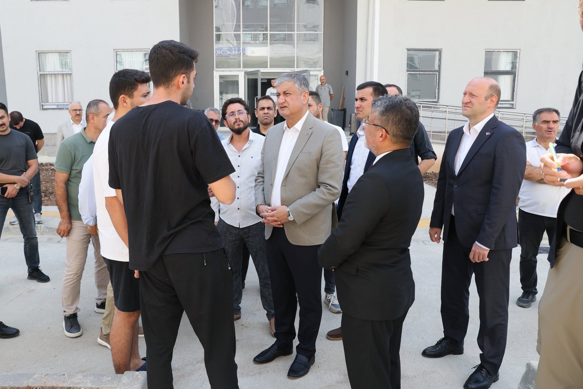 Adana’da Bin Kişilik Öğrenci Yurdu Tamamlandı (1)