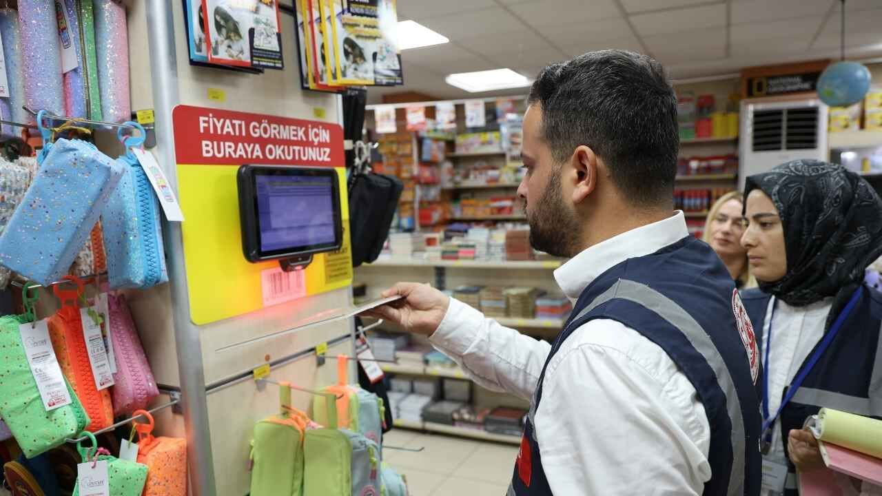 Adana’da Kırtasiye Denetimi Etiket Ve Kasa Fiyatları Karşılaştırıld (1)