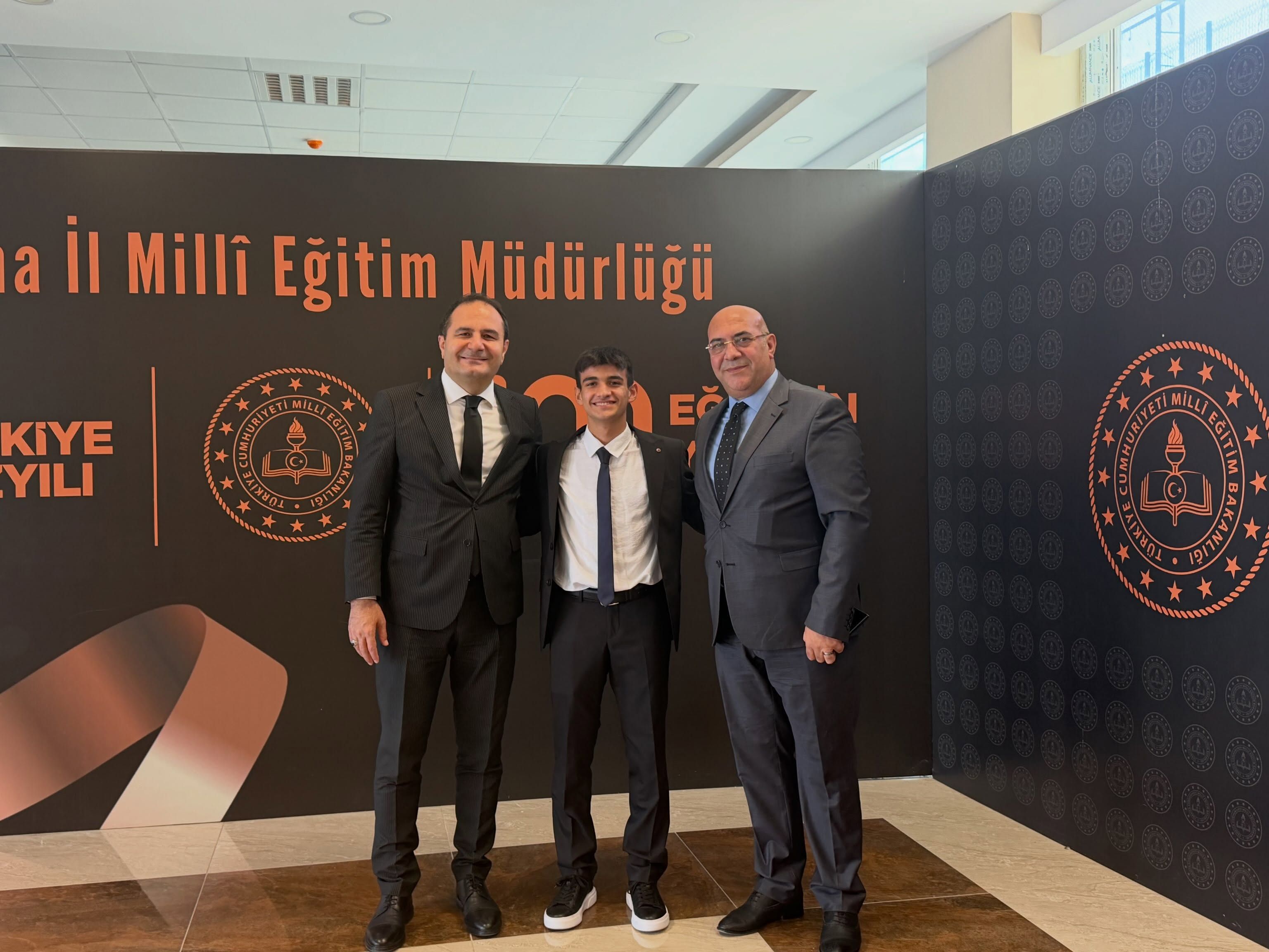 Adana’da "Maarif’in Kalbinde Seyhan’da Veli Buluşması" gerçekleştirildi