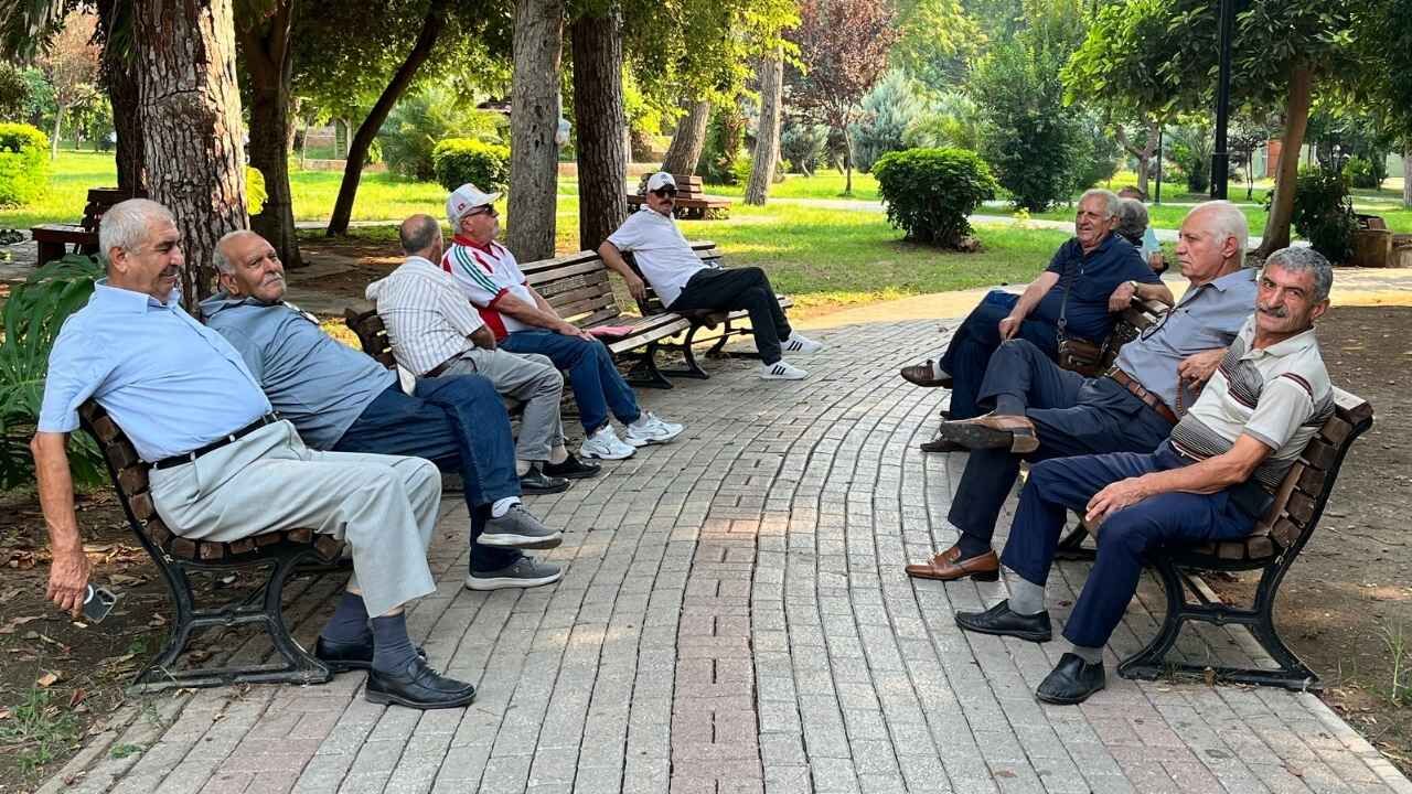 Adana’da Termometreler 43 Dereceyi Gösterdi Güneşle Ateşkes Istiyoruz
