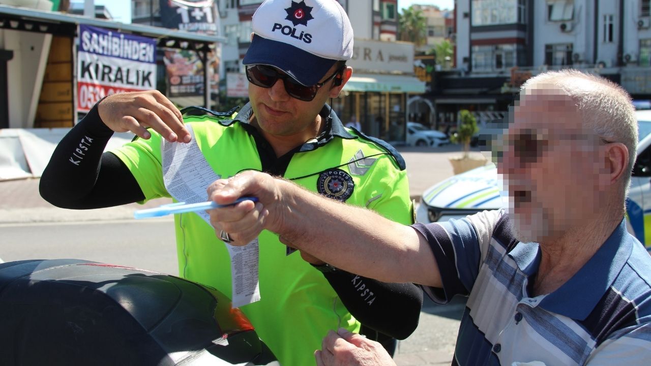 Adana’da Trafik Denetimi 175 Sürücüye 901 Bin Tl Ceza (2)