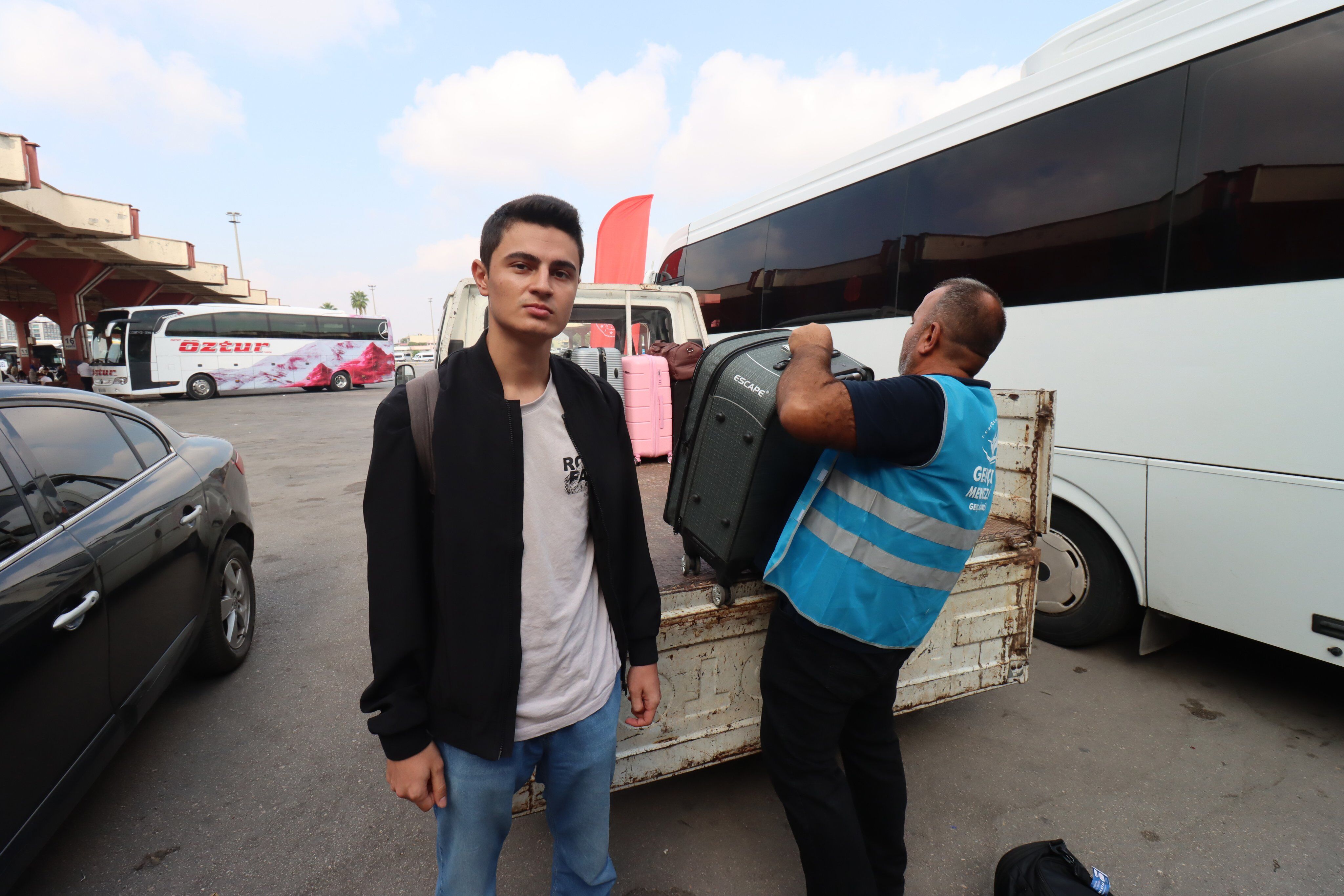 Adana’ya Gelen Üniversite Öğrencilerine Otogardan Yurda Ulaşım Desteği (1)