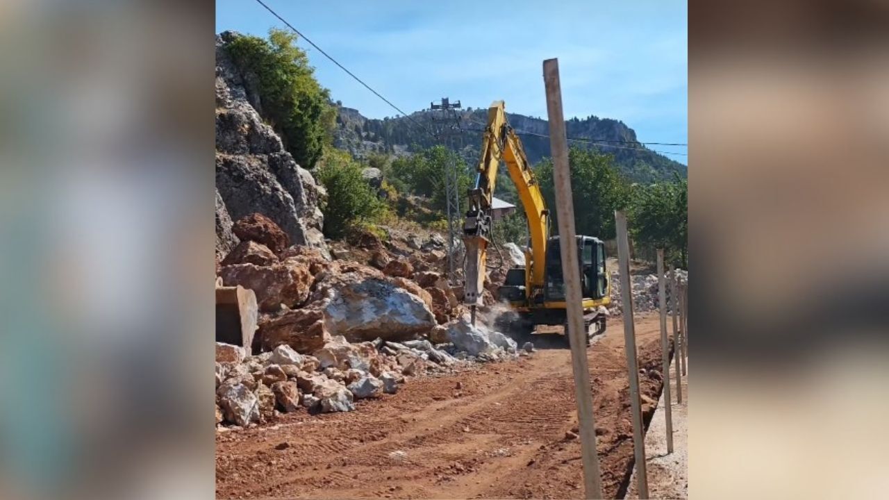 Aladağ’da Akpınar Mahallesi’nin Yolları Yenileniyor (2)