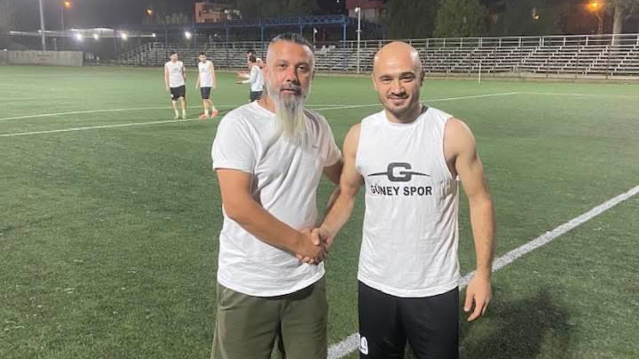 Anadolu 19 Mayıs Spor Şampiyon Golcüyü Ve Eski Yıldızlarını Renklerine Bağladı! (1)