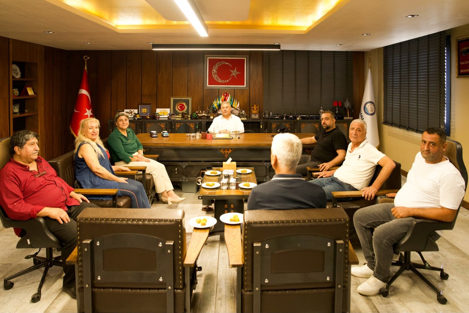 Anahtar Parti’den Seyhan’da Saha Mesaisi “Çalmadık Kapı Bırakmayacağız” (2)