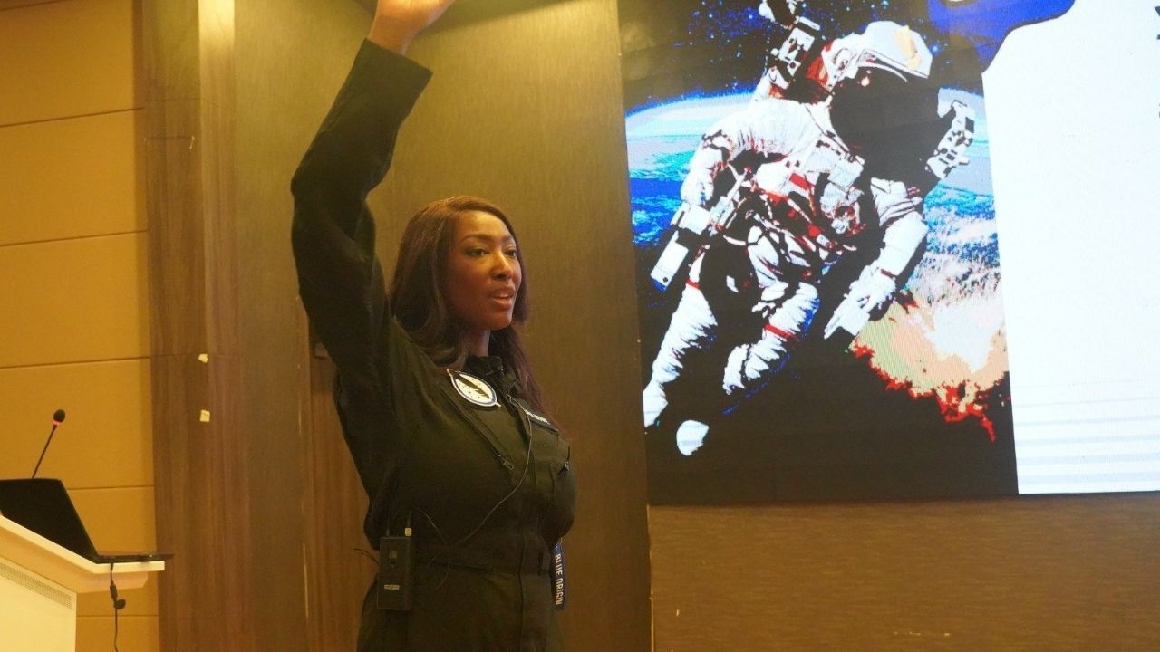 Astronot Aisha Bowe Çukurova Üniversitesi'nde Öğrencilerle Buluştu (1)