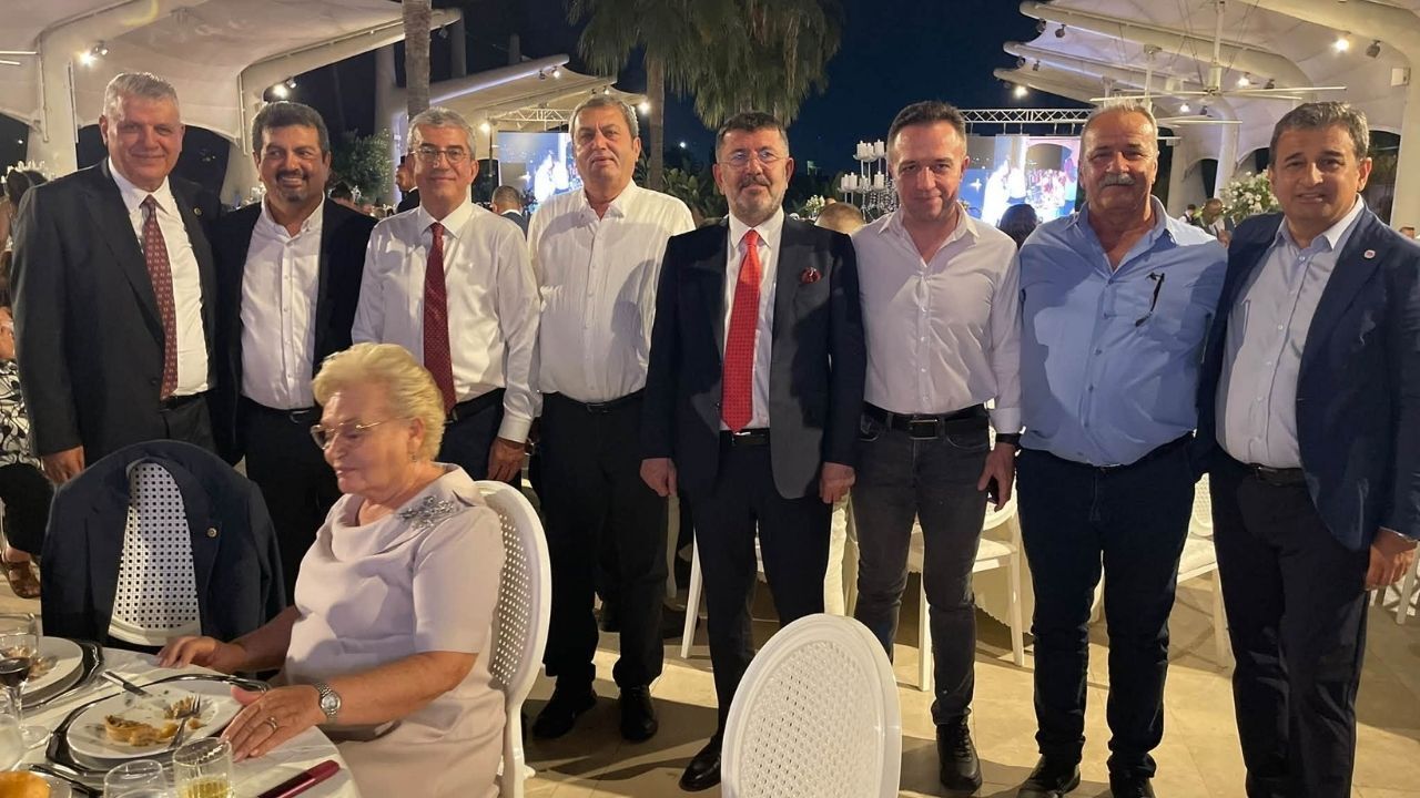 Ayhan Barut Kızını Evlendirdi (2)