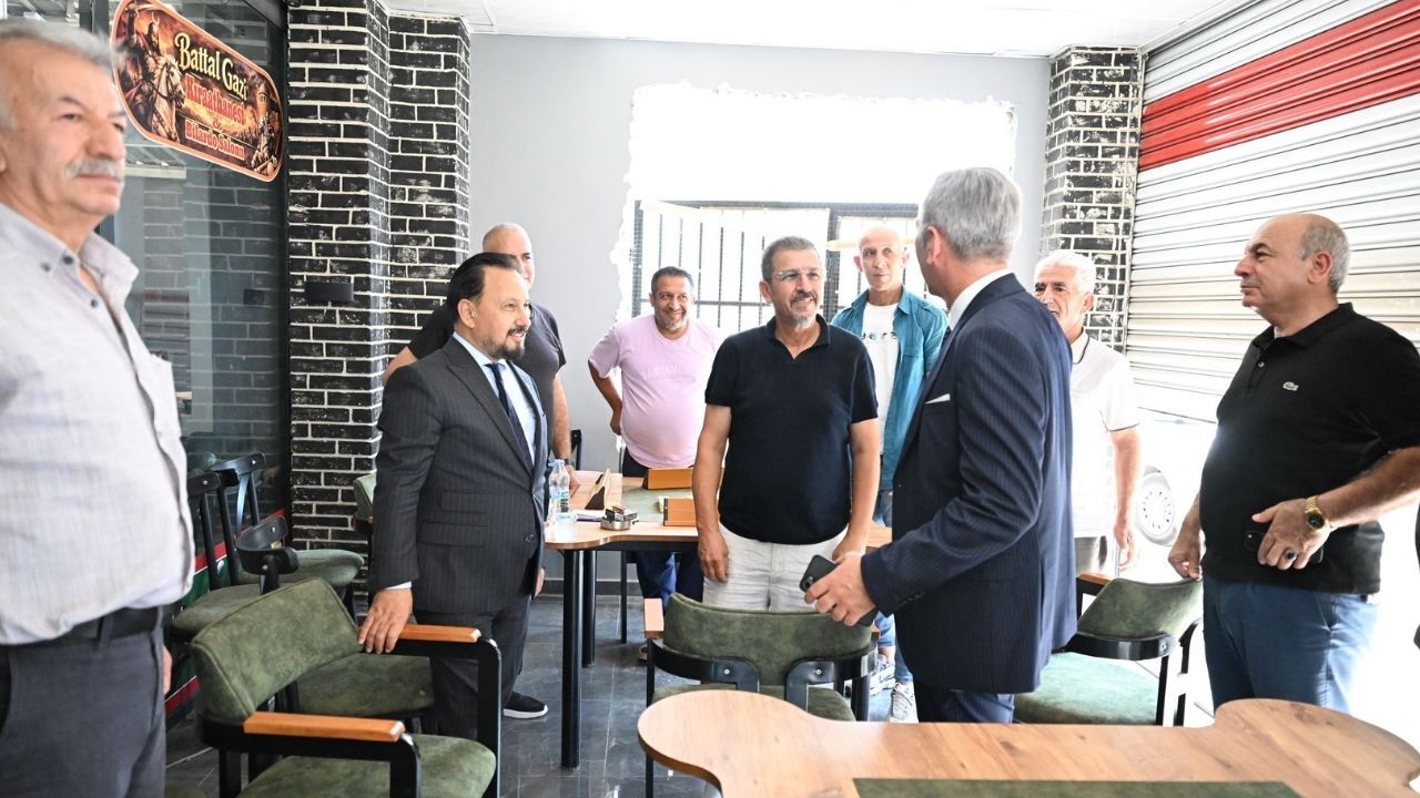 Başkan Uludağ Ve Kaymakam Dayanç İncirlik Esnafıyla Buluştu (4)