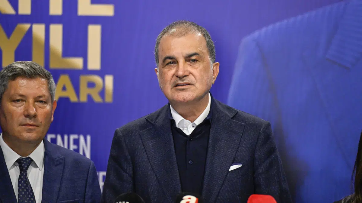 Fatma Betül Sayan Kaya'nın Af Talebi Kabul Edildi Ak Parti'deki Görevleri Sona Erdi-1
