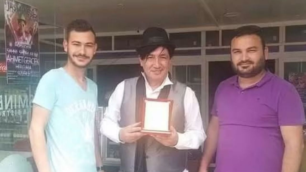 Jasmin Joker’den Ahmet Gerçek’e Başarı Ödülü (5)