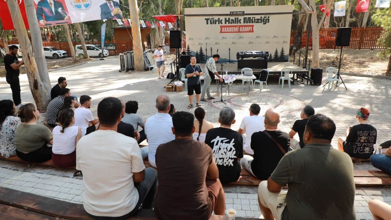 Karataş’ta Türkü Dolu Akademi Kampı Başladı (2)