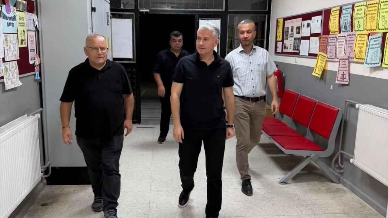 Kaymakam Güven, Tufanbeyli’de okul ve yurtları inceledi