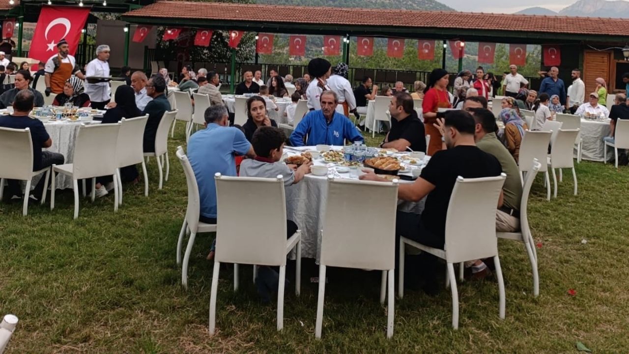 Kozan’da Gaziler Günü’nde Anlamlı Buluşma (1)