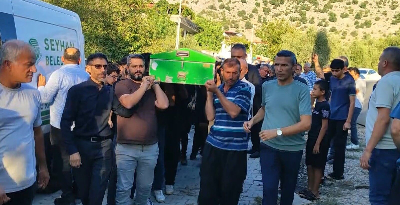 Kozan'ı yasa boğan kaza: 17 Yaşındaki Selçuk toprağa verildi