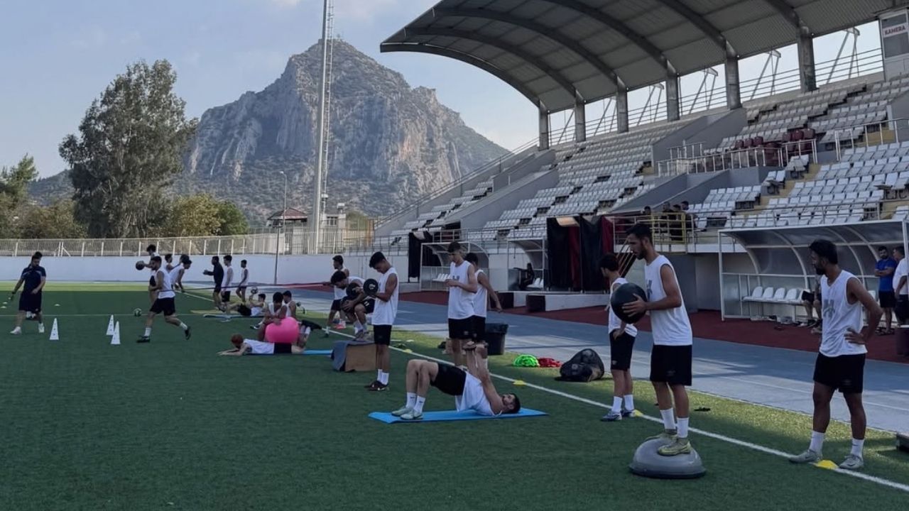 Kozanspor'da hedef yeniden profesyonel lig