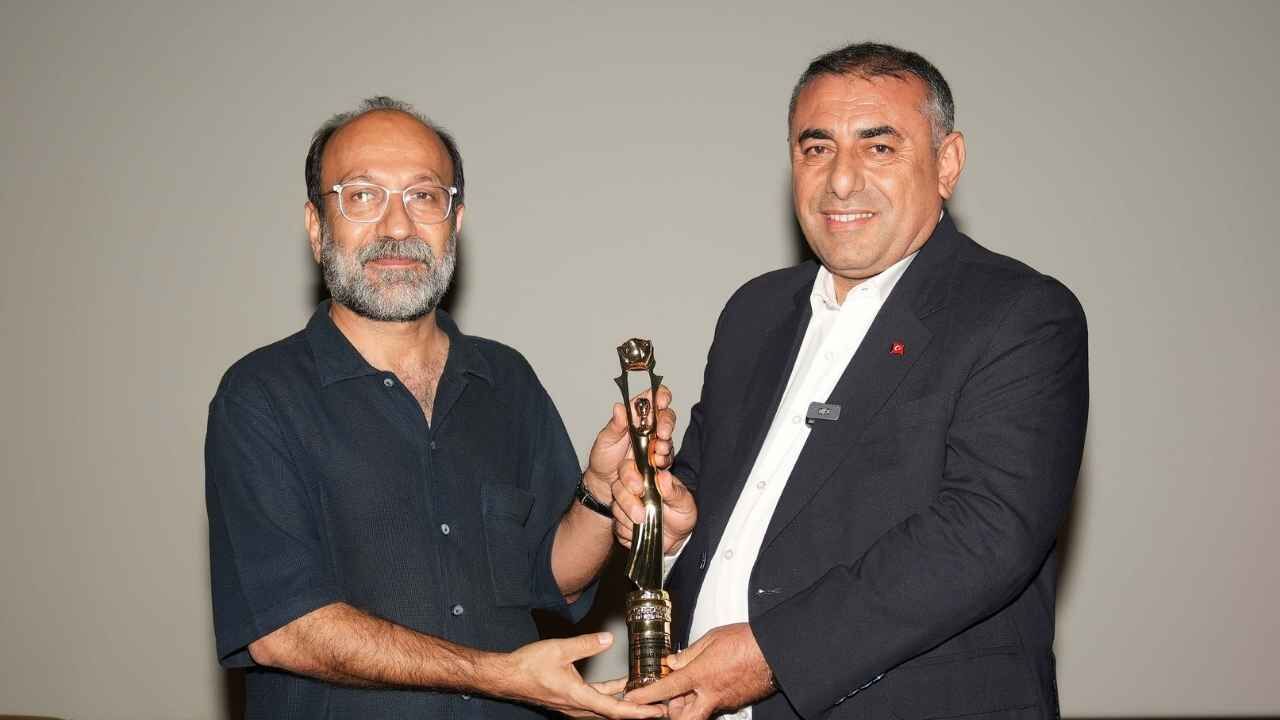 Oscar Ödüllü Asghar Farhadi’ye Altın Koza’da Yaşam Boyu Başarı Ödülü (1)