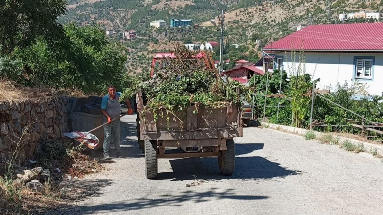 Saimbeyli’de Daha Temiz Çevre Için Çalışma (1)