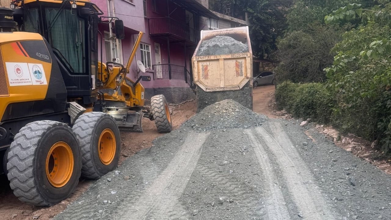Saimbeyli’de Doğal Gaz Sonrası Yollar Yenileniyor (2)
