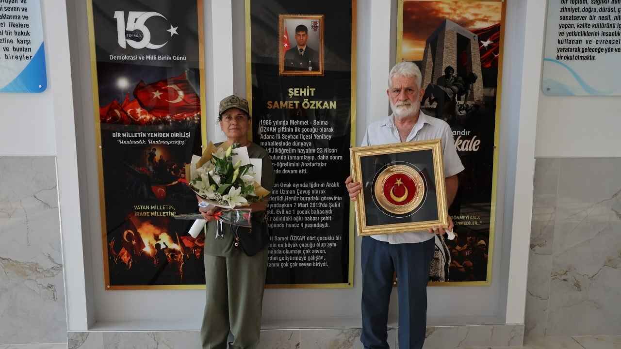 Şehit Samet Özkan’ın Ailesi Oğullarının Adını Taşıyan Okulu Ziyaret Etti