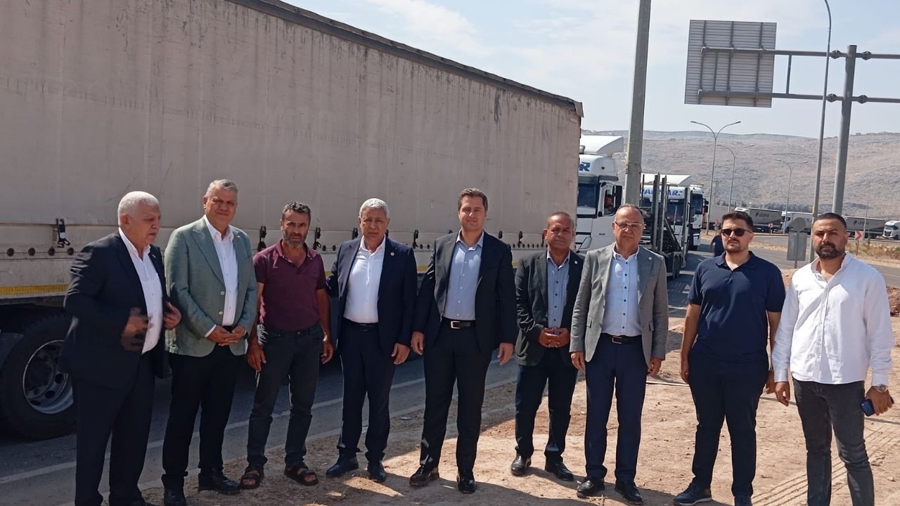 Yeni Parti Adana Milletvekili Ayhan Barut Hatay'da Sahaya Indi