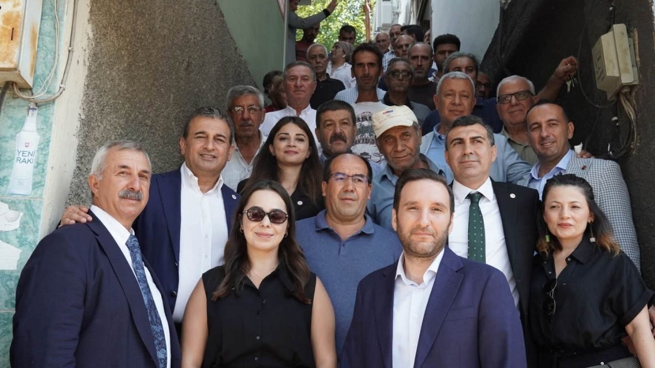 Yeni Parti Aladağ’da İlçe Başkanlığını Açtı