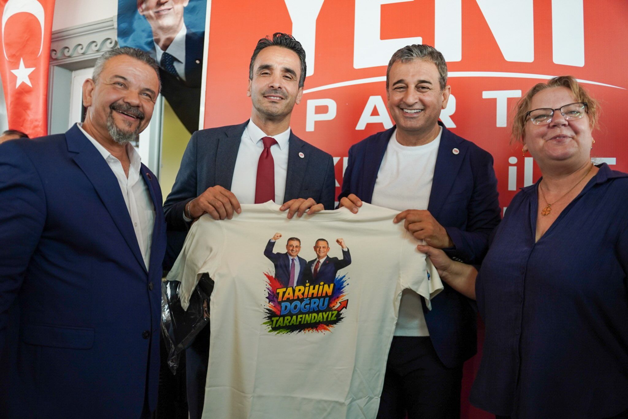Yeni̇ Parti Çukurova İlçe Başkanlığı Coşkuyla Açıldı (2)