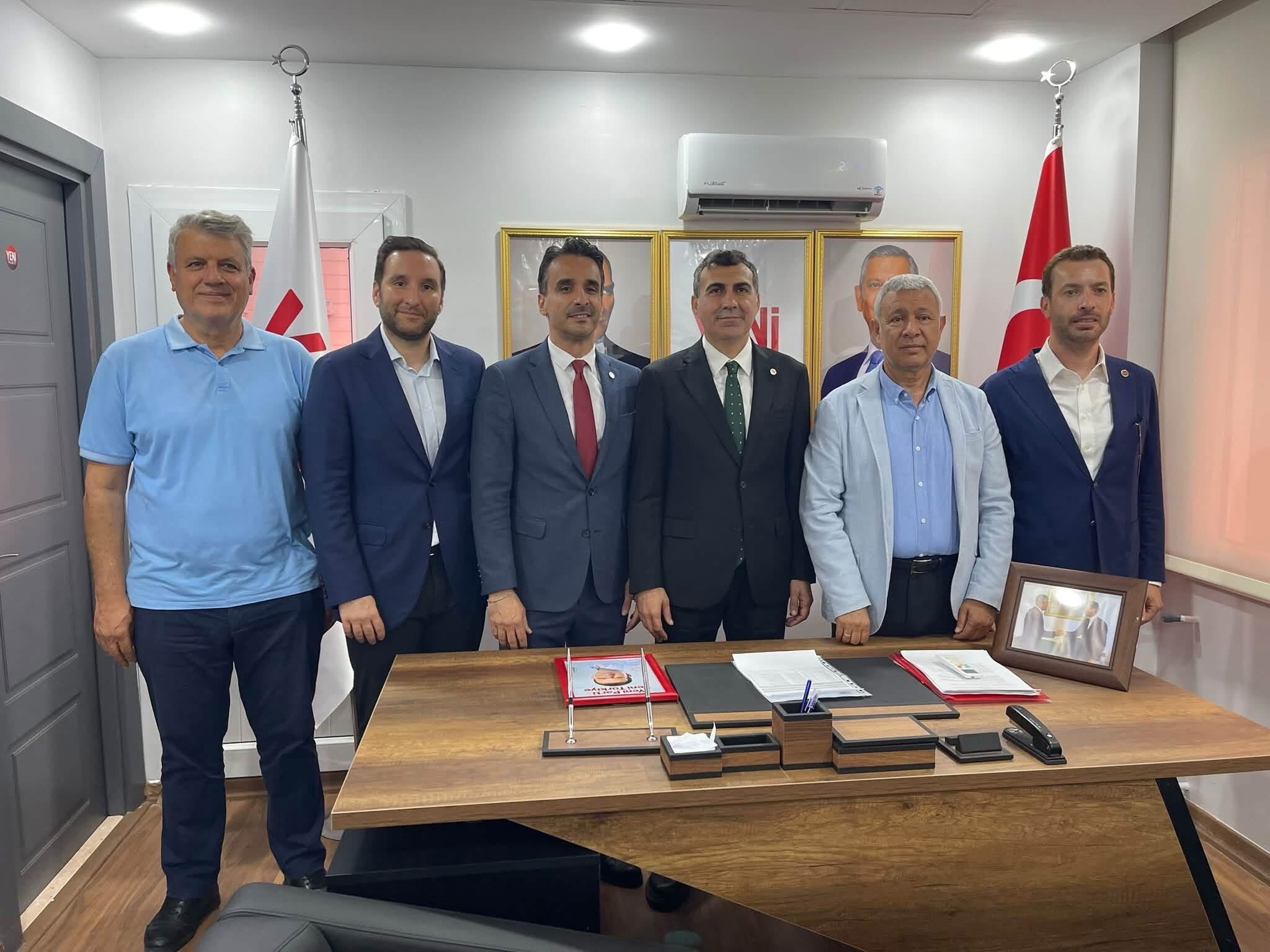 Yeni̇ Parti Çukurova İlçe Başkanlığı Coşkuyla Açıldı (3)