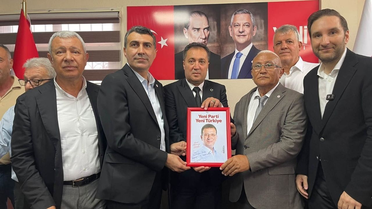 Yeni̇ Parti İmamoğlu İlçe Başkanlığı Hizmete Açıldı (4)