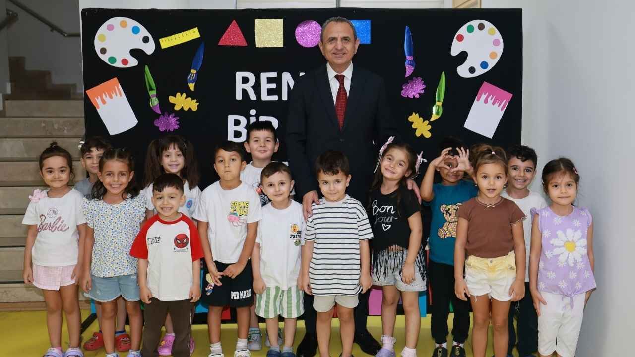 Yüreğir Başkan Vekili Tarık Özünal, Minik Yürekler Kreşi’ni ziyaret etti