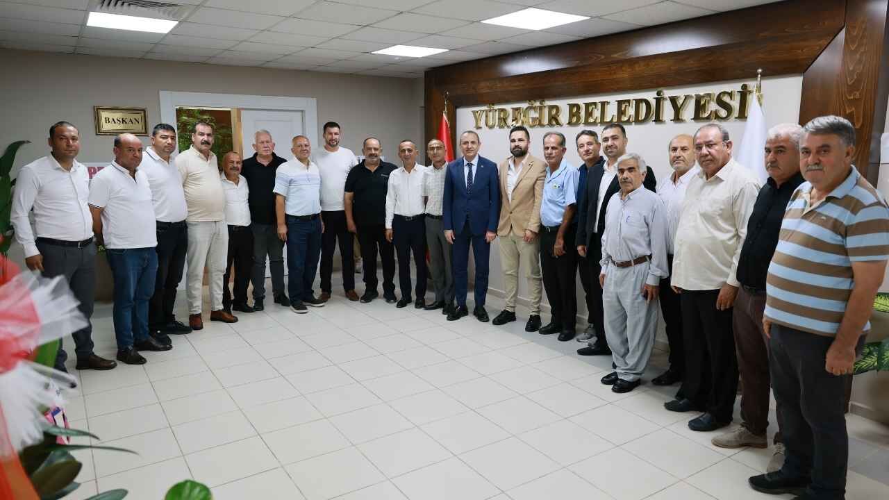 Yüreğir’de Muhtarların Talepleri Masaya Yatırıldı Tarık Özünal Muhtarlarla Buluştu