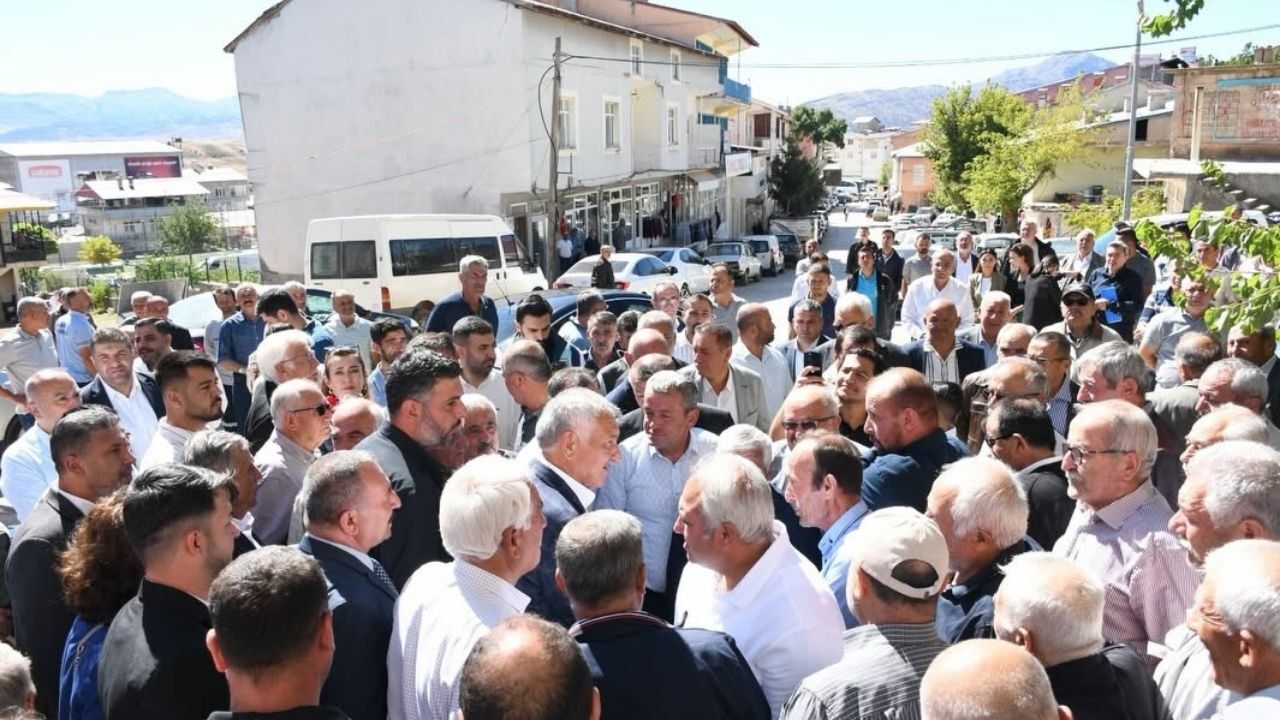 Zeydan Karalar Tufanbeyli’de Vatandaşlarla Buluştu (4)