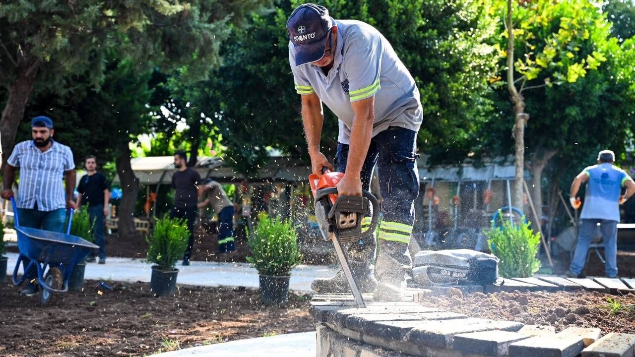 Ziya Paşa Parkı Eski Ihtişamına Kavuşuyor! (2)