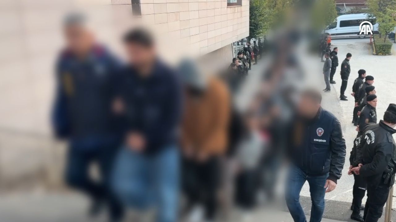 Adana dahil 33 ilde dev bahis operasyonu! 7,1 milyar TL'lik işlem hacmi ortaya çıktı