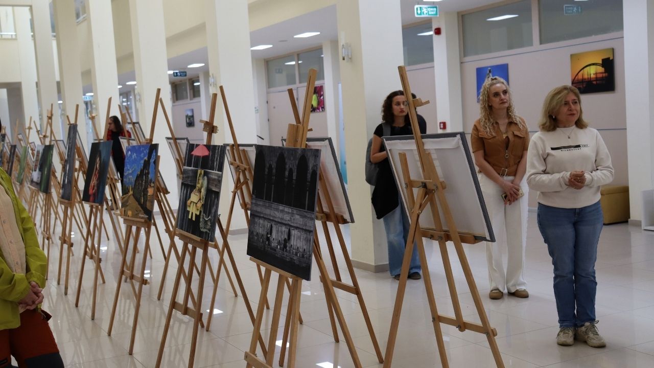 Adana Fotoğraf Amatörleri Derneği'nden Çukurova Üniversitesi'nde Karma Sergi (2)