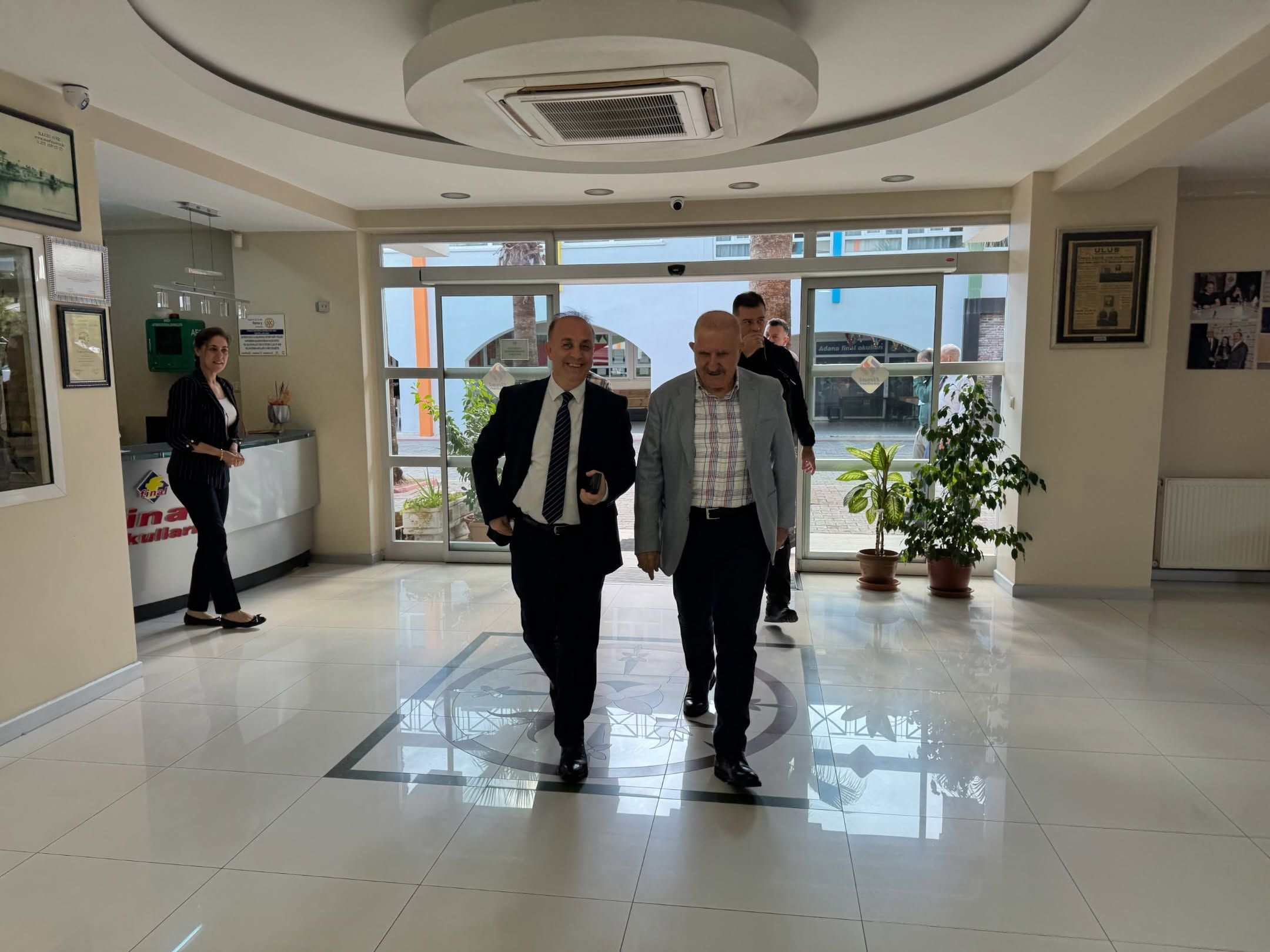 Adana İl Emniyet Müdürü Arıkan'dan Final Okulları'na Ziyaret (1)